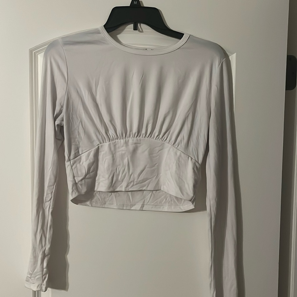 Sadie & Sage white long sleeve crop top